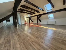 Pronájem bytu 2+kk, Liberec, Generála Svobody, 70 m2