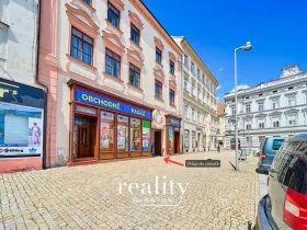 Pronájem kanceláře, Znojmo, Horní náměstí, 72 m2