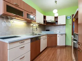 Prodej bytu 3+1, Praha, Na vrších, 76 m2