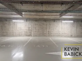 Pronájem garážového stání, Brno, třída Generála Píky, 13 m2