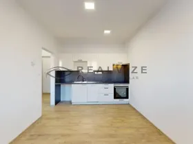 Pronájem bytu 2+kk, České Budějovice, Puklicova, 32 m2