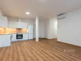 Pronájem bytu 3+kk, Staré Město, Hradišťská, 76 m2