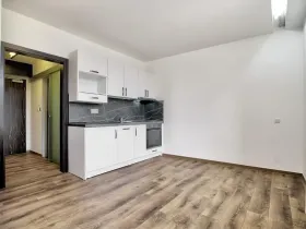 Pronájem bytu 1+kk, Praha - Suchdol, Suchdolské náměstí, 24 m2