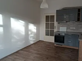 Pronájem bytu 2+kk, Praha - Strašnice, Za poštou, 41 m2
