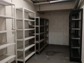 Pronájem - jiné, Praha - Malešice, Počernická, 12 m2