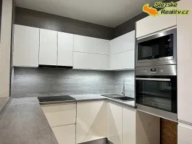 Pronájem bytu 3+1, Ostrava, Výškovická, 72 m2