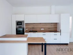 Pronájem bytu 1+kk, Třebíč, Tomáše Bati, 39 m2