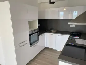Pronájem bytu 2+kk, Pardubice, Pod Vinicí, 61 m2