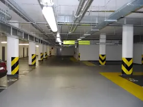 Pronájem garážového stání, Praha - Vinohrady, Korunní, 20 m2