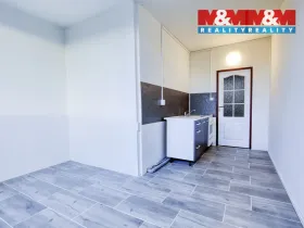 Pronájem bytu 2+1, Rovná, 67 m2