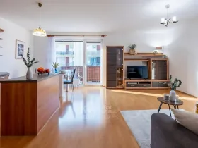 Prodej bytu 2+kk, Praha - Čakovice, Rýnská, 59 m2