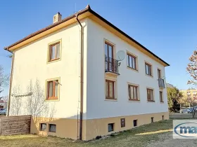 Pronájem bytu 2+1, Holice, Holubova, 64 m2