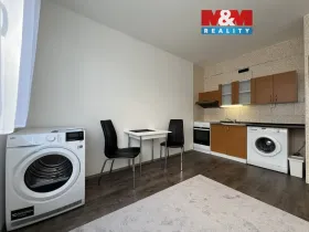 Pronájem bytu 1+1, Děčín - Děčín IX-Bynov, Na Pěšině, 36 m2