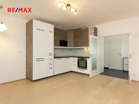 Pronájem bytu 3+kk, Praha - Hlubočepy, Devonská, 65 m2