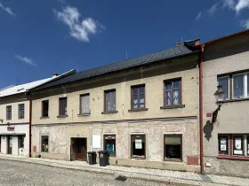 Prodej rodinného domu, Králíky, Valdštejnova, 400 m2