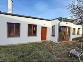 Prodej rodinného domu, Ovčáry, 160 m2