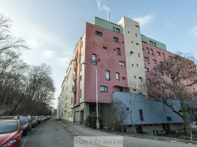 Pronájem bytu 1+kk, Praha - Košíře, Pod Klamovkou, 39 m2