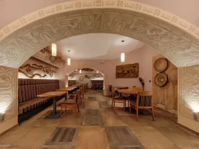 Prodej restaurace, Praha - Nové Město, Legerova, 425 m2