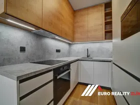 Pronájem bytu 2+kk, Zlín, Ševcovská, 61 m2