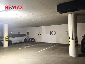 Pronájem garážového stání, Praha - Stodůlky, Volutová, 13 m2