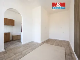 Prodej bytu 1+1, Olomouc - Pavlovičky, Edisonova, 27 m2