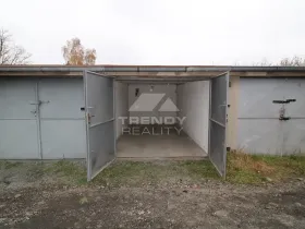 Pronájem garáže, Plzeň, Na Cihlářce, 15 m2