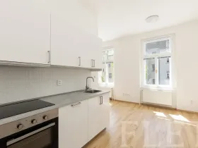 Pronájem bytu 1+kk, Praha - Libeň, Františka Kadlece, 34 m2