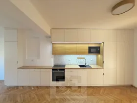 Pronájem bytu 3+kk, Praha - Vršovice, Amurská, 72 m2