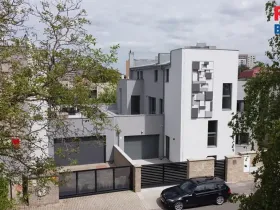 Prodej bytu 3+kk, Praha - Lhotka, Slepá I, 74 m2