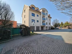 Prodej bytu 2+kk, Brno, Podbělová, 46 m2