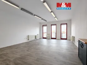 Pronájem bytu 2+kk, Opava - Město, Dolní náměstí, 94 m2