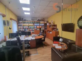 Pronájem kanceláře, Brno, Křenová, 205 m2