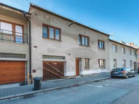 Prodej rodinného domu, Pardubice, Bezdíčkova, 240 m2