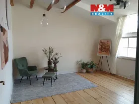 Pronájem bytu 2+kk, Praha, Janáčkovo nábřeží, 40 m2
