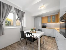 Pronájem bytu 1+1, Praha - Modřany, Karasova, 45 m2