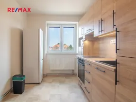 Pronájem bytu 2+1, Břeclav, nábř. Komenského, 57 m2