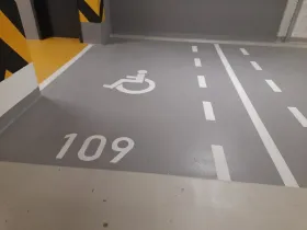 Pronájem garážového stání, Praha - Holešovice, U průhonu, 17 m2