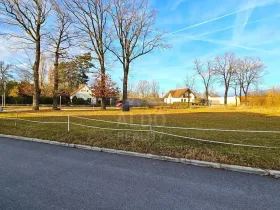 Prodej pozemku pro bydlení, Úsilné, 983 m2