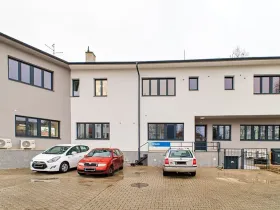 Pronájem obchodního prostoru, Uherské Hradiště, Stojanova, 76 m2