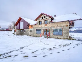 Prodej obchodního prostoru, Furth im Wald, Německo, 584 m2