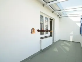 Pronájem bytu 2+kk, Praha - Nusle, U gymnázia, 52 m2