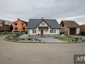 Prodej pozemku pro bydlení, Uherský Brod, 246 m2