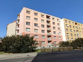 Prodej bytu 2+1, Cheb, Májová, 55 m2