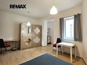 Pronájem bytu 1+kk, Praha - Michle, Magistrů, 27 m2