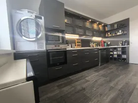 Pronájem bytu 2+1, Hradec Králové, Vocelova, 75 m2