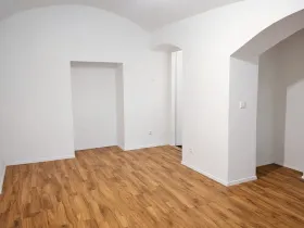 Pronájem obchodního prostoru, Praha - Strašnice, Saratovská, 110 m2