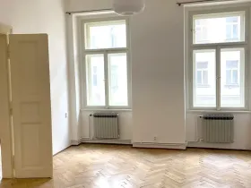Pronájem bytu 3+1, Praha - Vinohrady, Sázavská, 107 m2