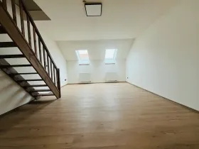 Pronájem bytu 3+kk, Praha, 90 m2