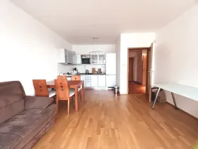 Pronájem bytu 2+kk, Praha - Smíchov, Štorkánova, 60 m2