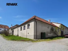 Prodej rodinného domu, Miličín, 300 m2